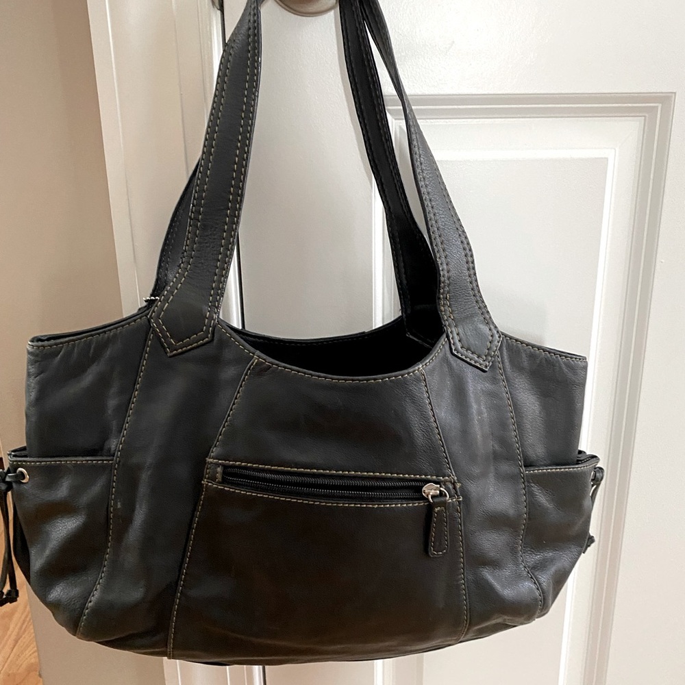 a.n.a Black Genuine Leather Handbag in Excellent Condition